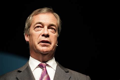 El Brexit: Una Odisea de Decisiones Polémicas y Consecuencias Inesperadas en la Era de Nigel Farage